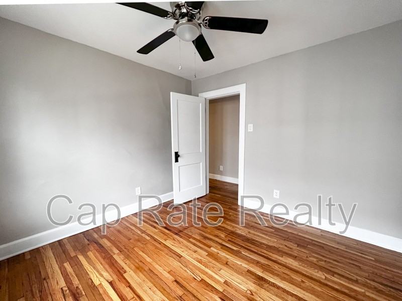 506 Thurman Ave - Photo 4 of 22
