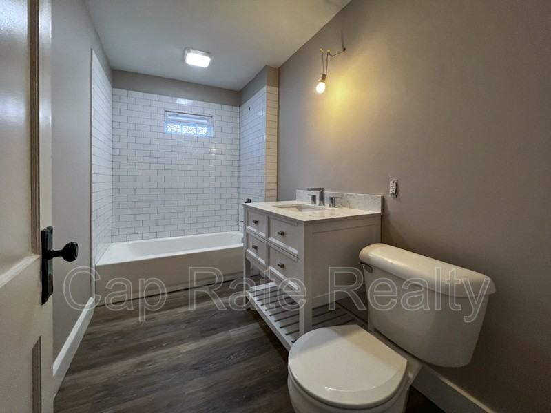 506 Thurman Ave - Photo 5 of 22