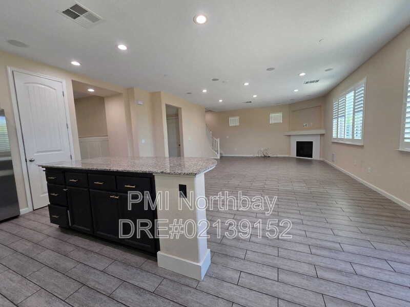 308 Aster St - Photo 3 of 16