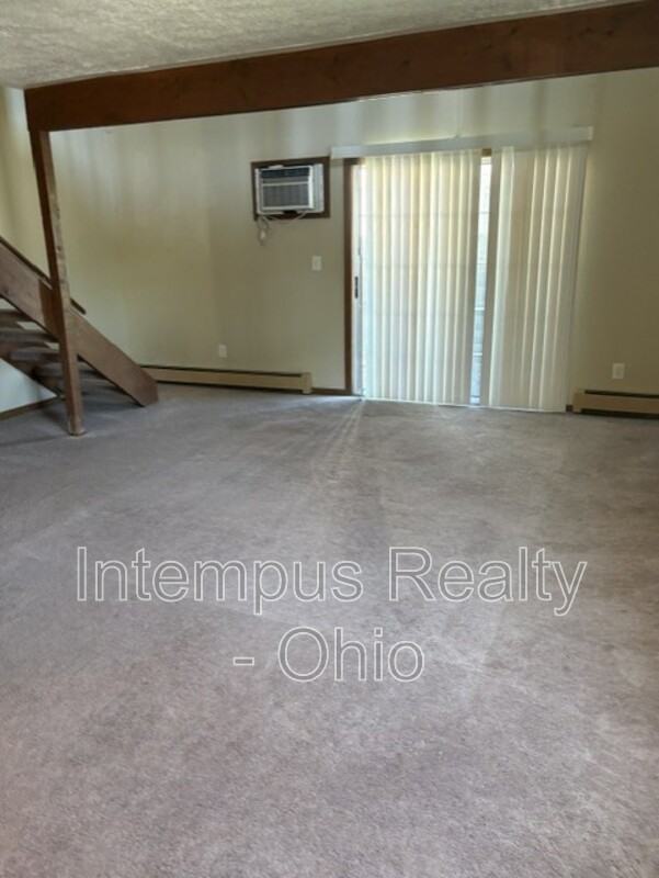 7468 Huntington Dr #6 - Photo 4 of 7