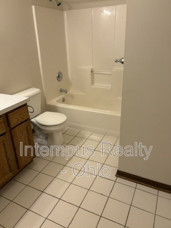 1868 Massachusetts Ave #6 - Photo 6 of 7