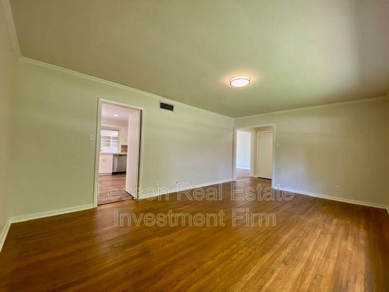 208 Bruce Ave - Photo 6 of 19