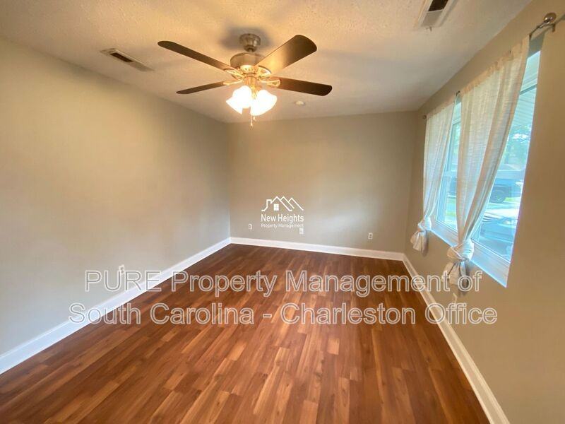 371 Furman Ln - Photo 3 of 24