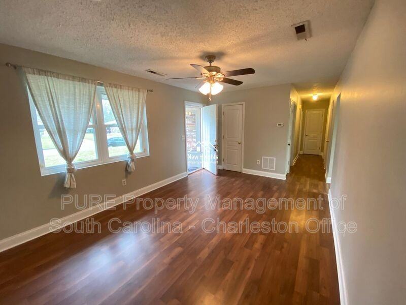 371 Furman Ln - Photo 6 of 24