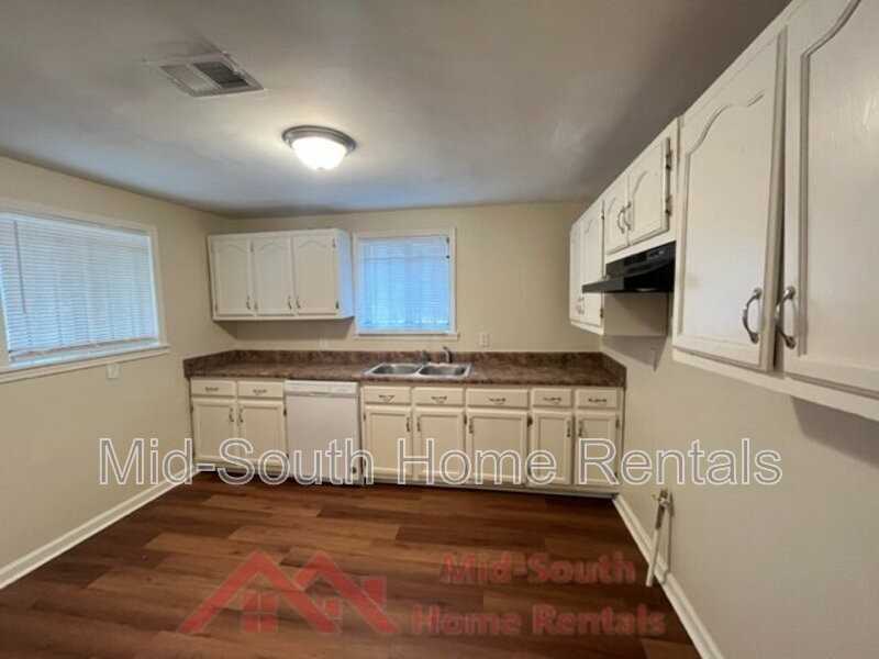 858 Eyers Rd - Photo 7 of 24