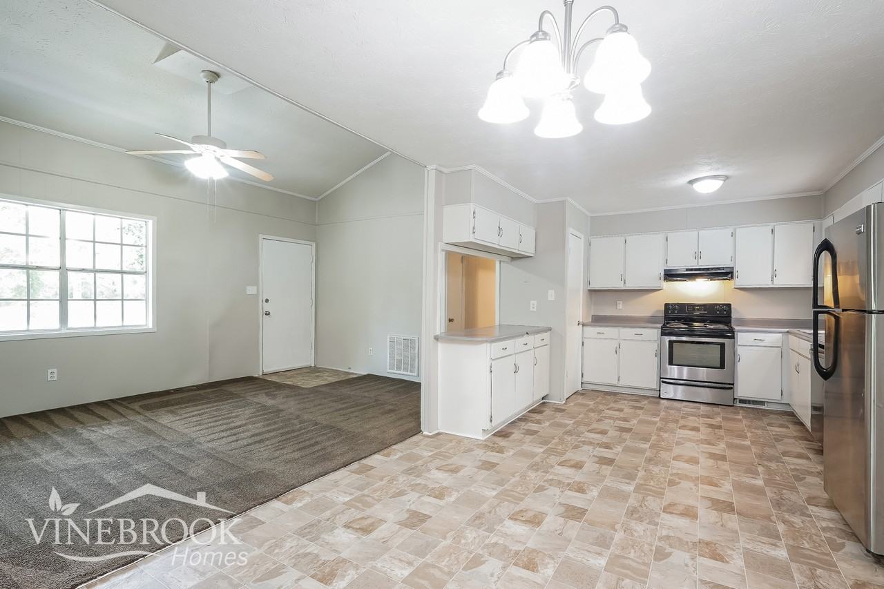 116 Trailside Dr - Photo 5 of 15