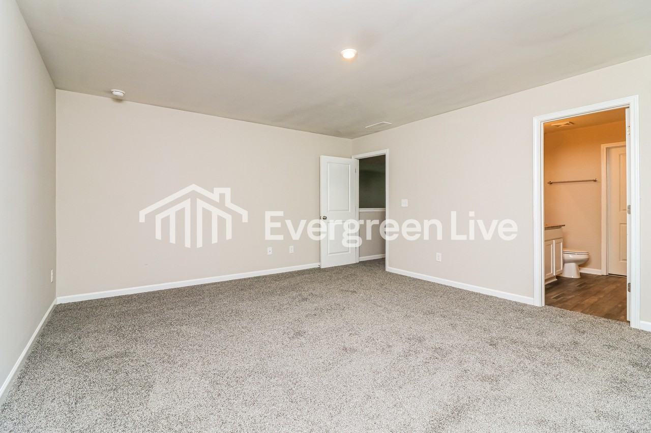 35 L Gurley Ln - Photo 3 of 9