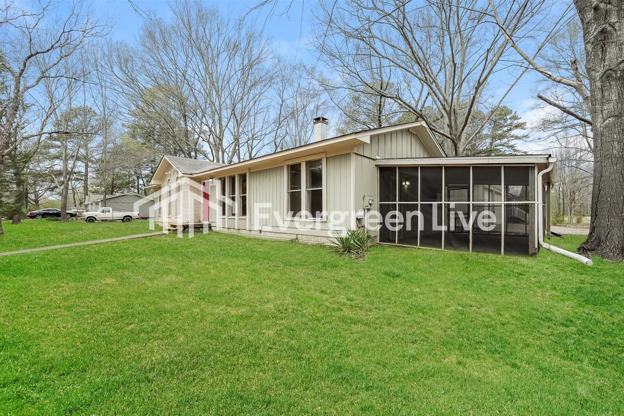 5021 Oak Leaf Cir - Photo 2 of 15