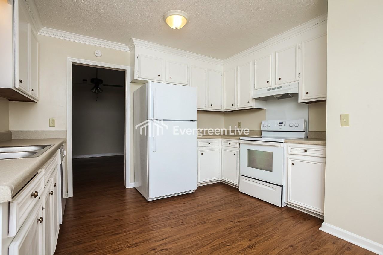 116 Pear Tree Cir - Photo 5 of 15