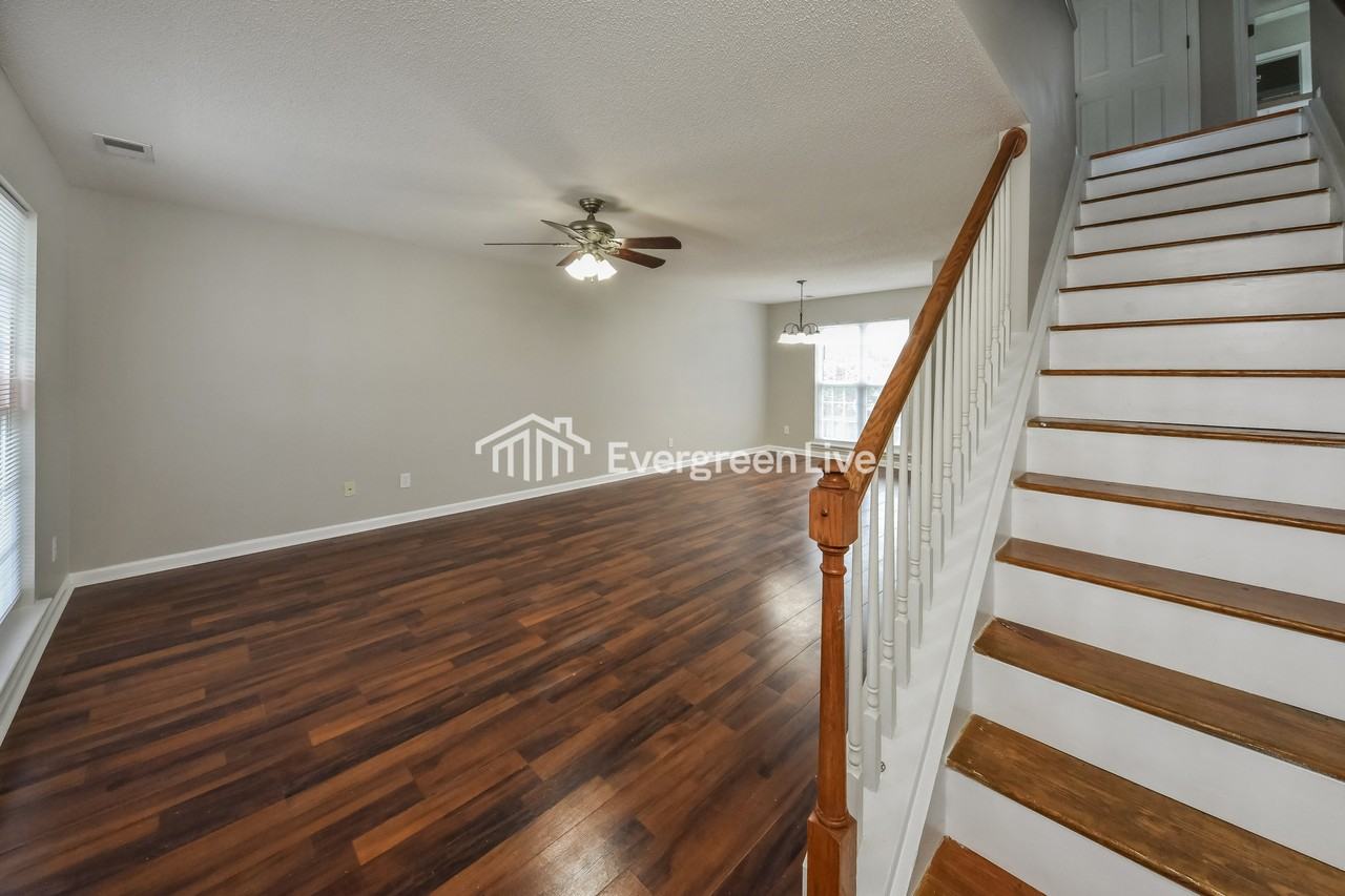 188 Savannah Hills Dr - Photo 3 of 15