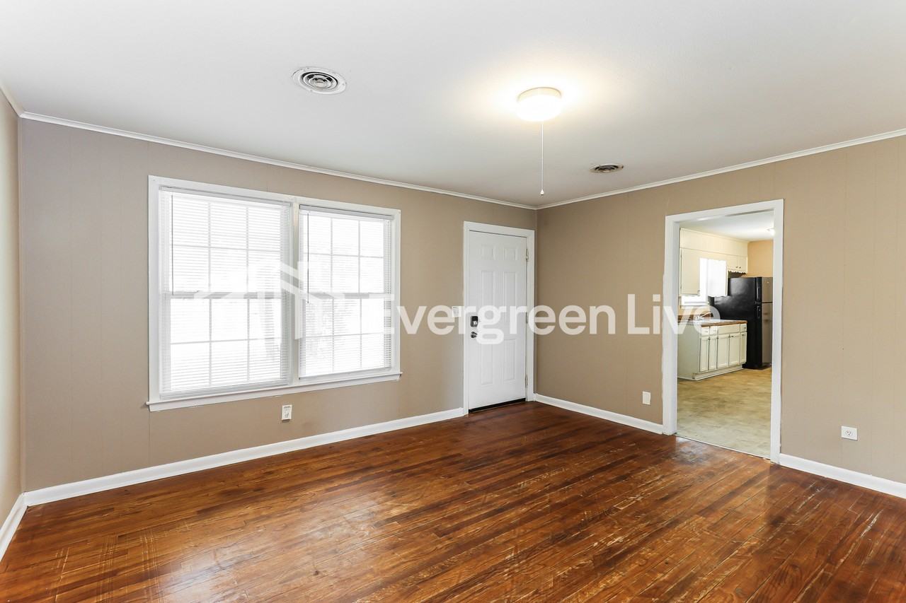 2098 Caretta St - Photo 4 of 15