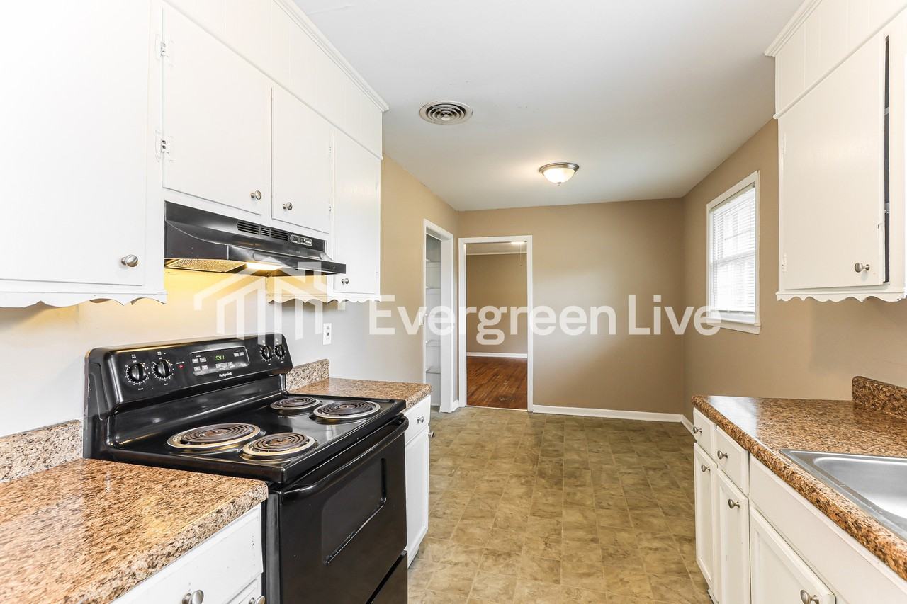 2098 Caretta St - Photo 6 of 15