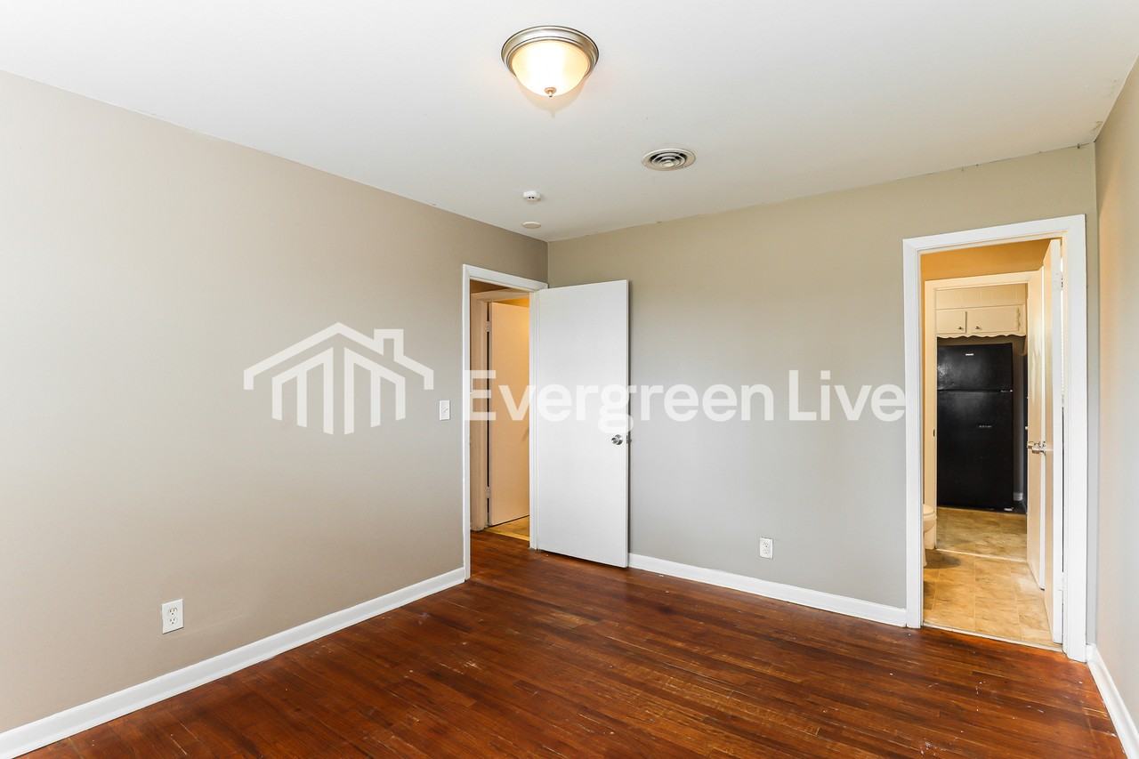 2098 Caretta St - Photo 7 of 15