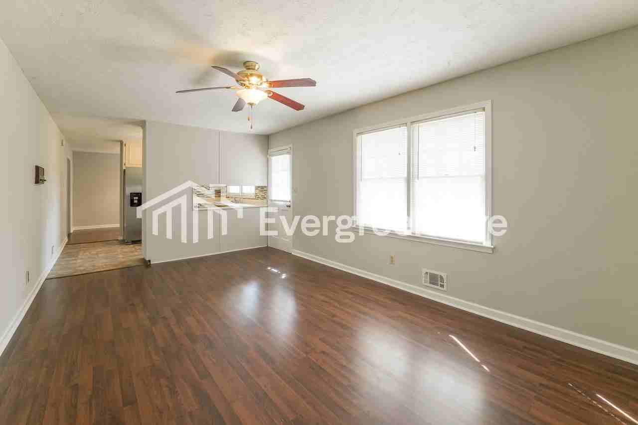 6636 Briarcliff Dr - Photo 4 of 14