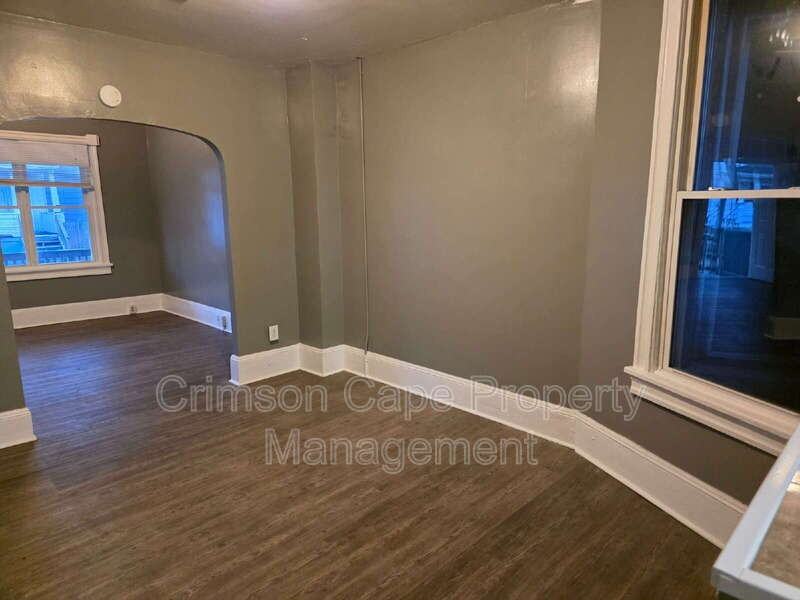 49 Hutson St - Photo 3 of 13