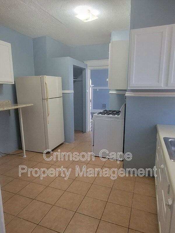 110 Madison St #1 - Photo 5 of 19