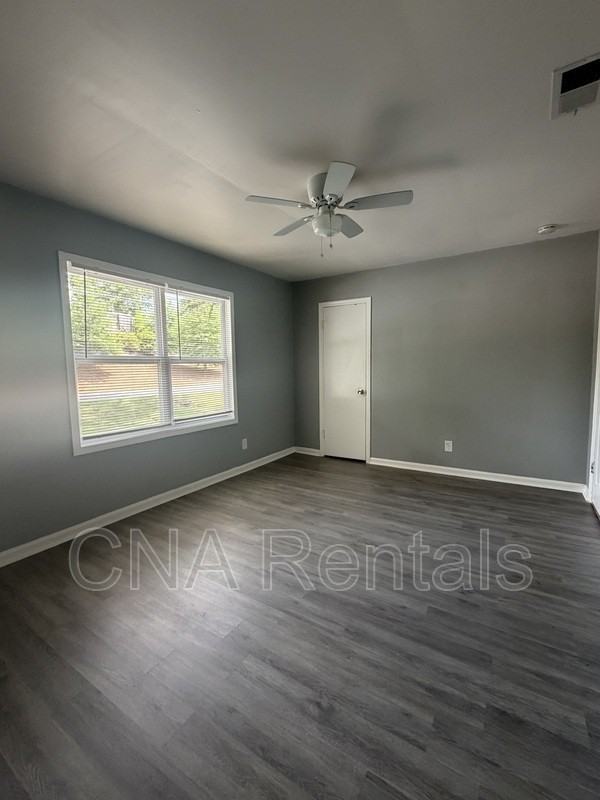 106 Wallace Rd Se #110 - Photo 5 of 11