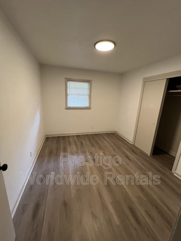 2104 Wellborn Dr - Photo 5 of 8