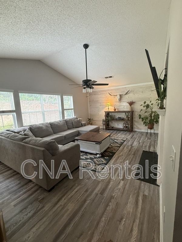 229 Old Carrollton Rd - Photo 7 of 18
