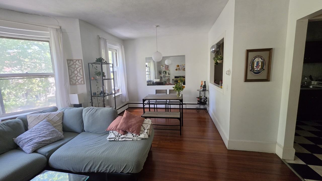 184 Naples Rd #4 - Photo 4 of 16