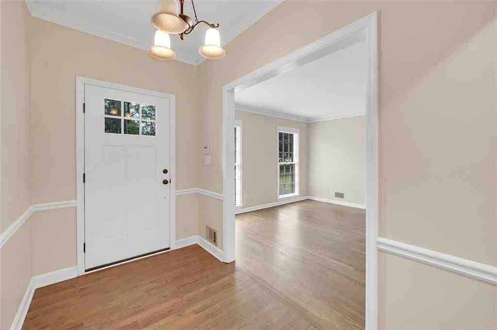 4517 E Kings Point Cir - Photo 2 of 36