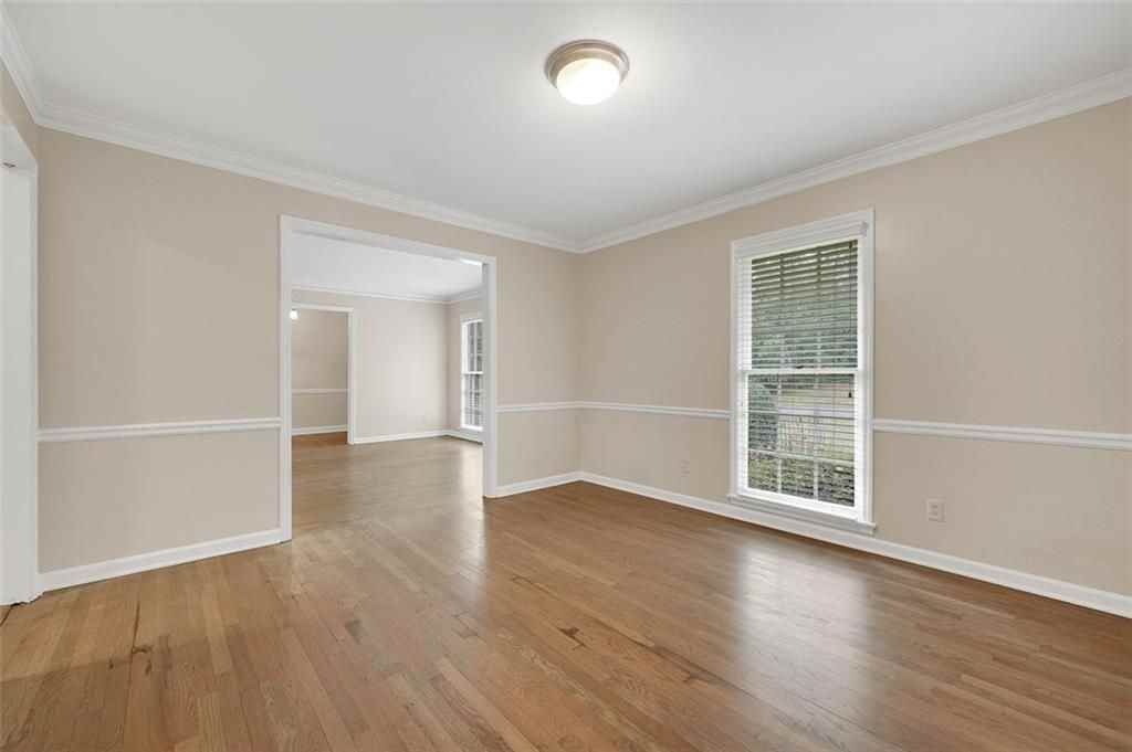 4517 E Kings Point Cir - Photo 5 of 36