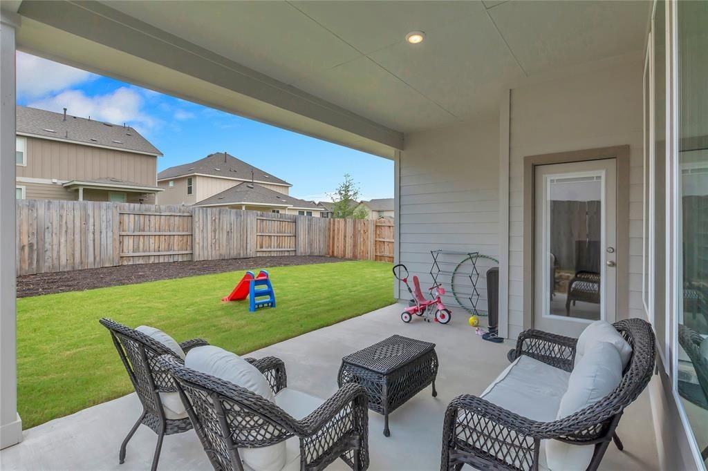 5912 Sardinia Dr - Photo 3 of 13