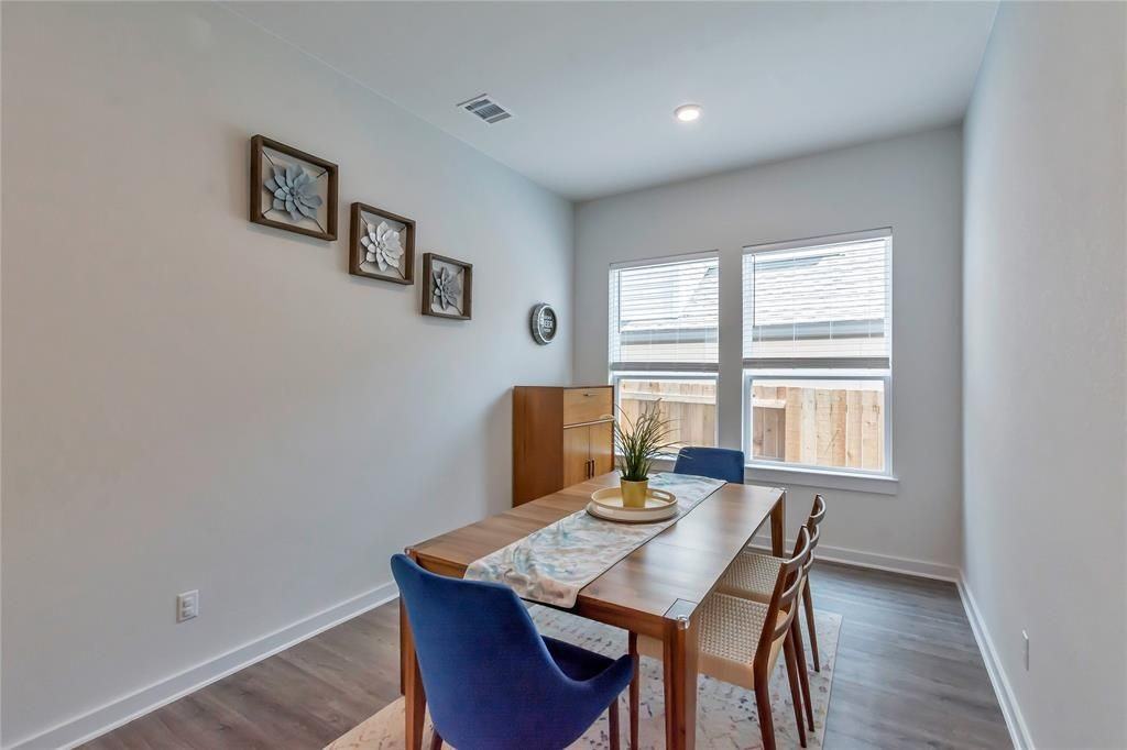 5912 Sardinia Dr - Photo 4 of 13