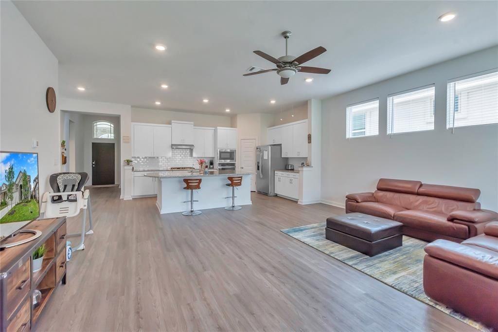 5912 Sardinia Dr - Photo 7 of 13