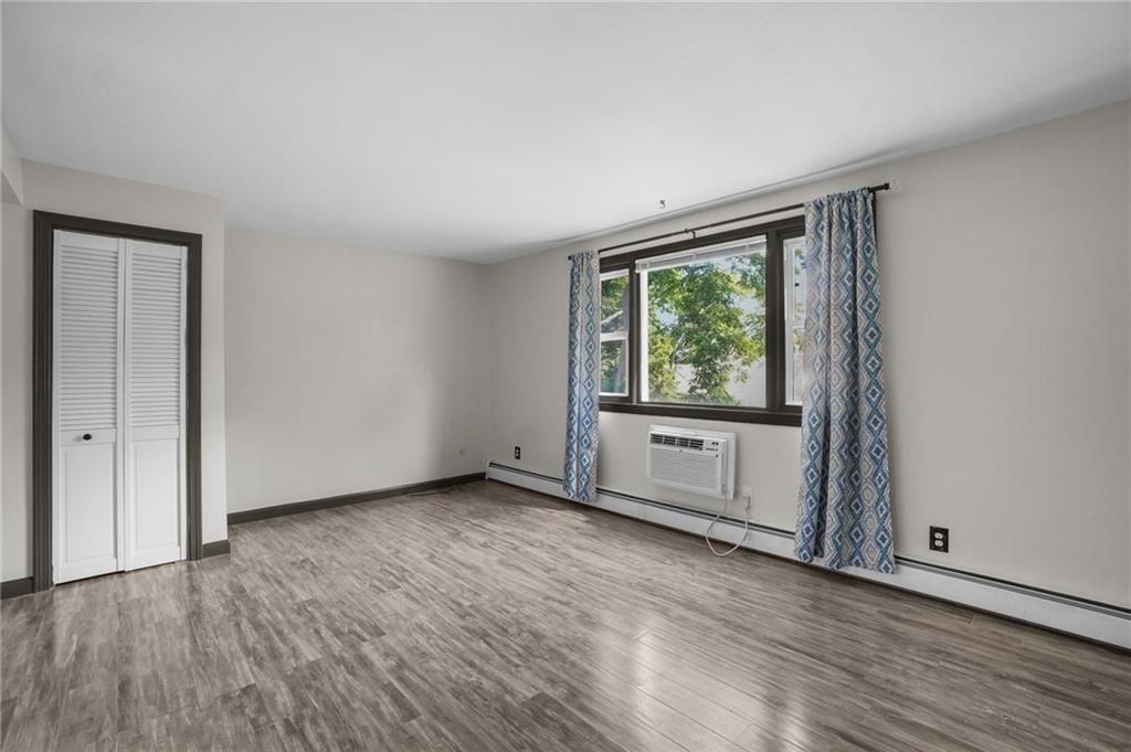 2160 Mineral Spring Ave - Photo 6 of 17