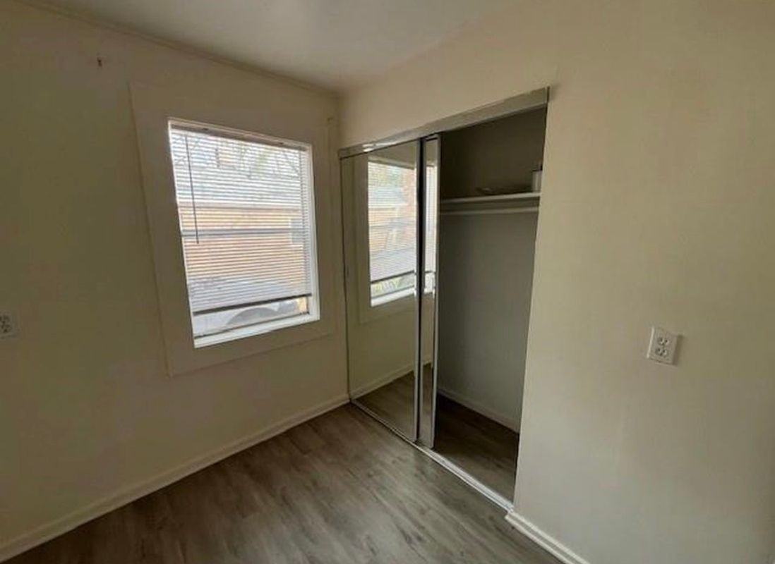 1119 Canton Rd - Photo 4 of 9