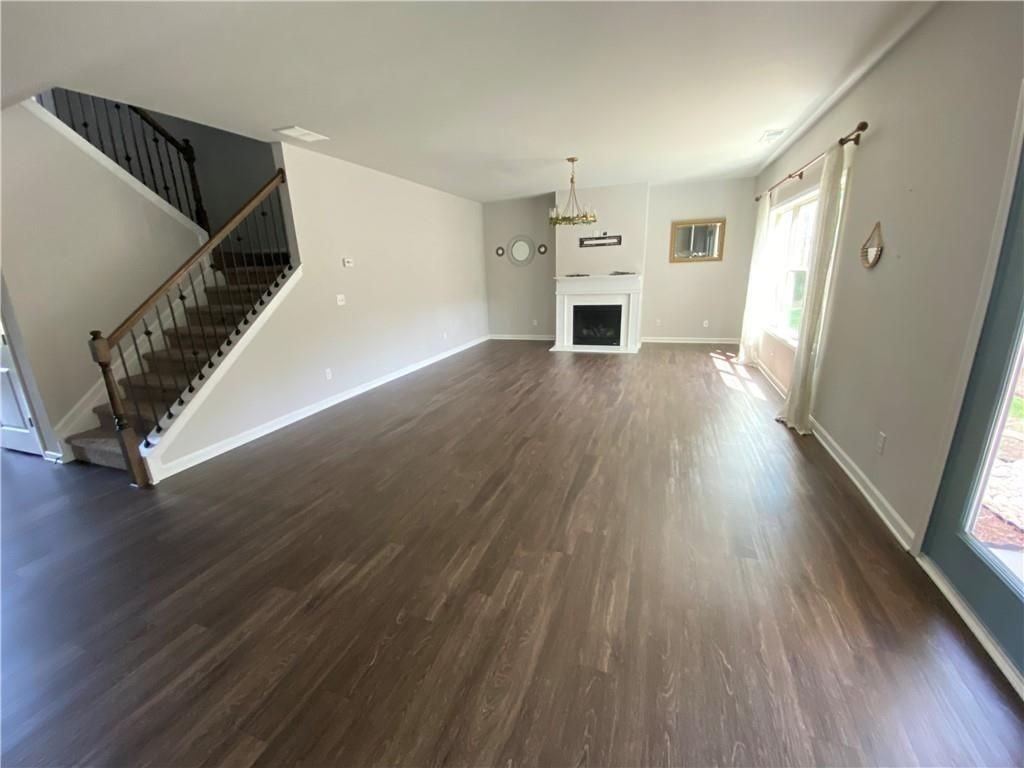 9095 Maple Run Trl - Photo 7 of 32
