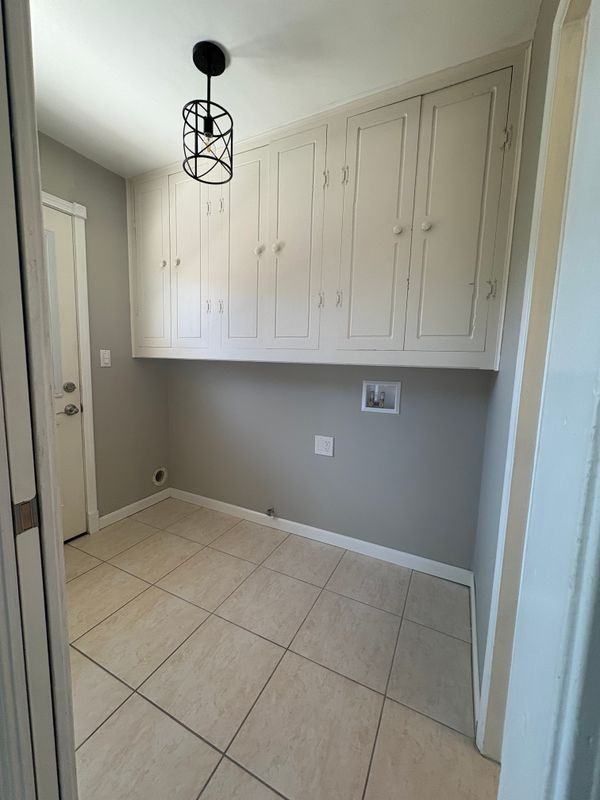 7108 Santa Ana Cir - Photo 5 of 27