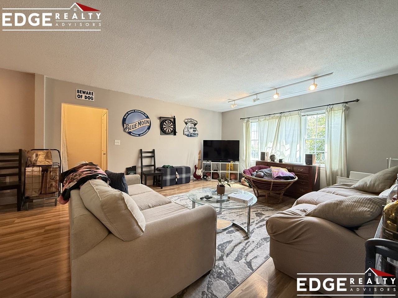 190 Lake Shore Rd #1 - Photo 3 of 10