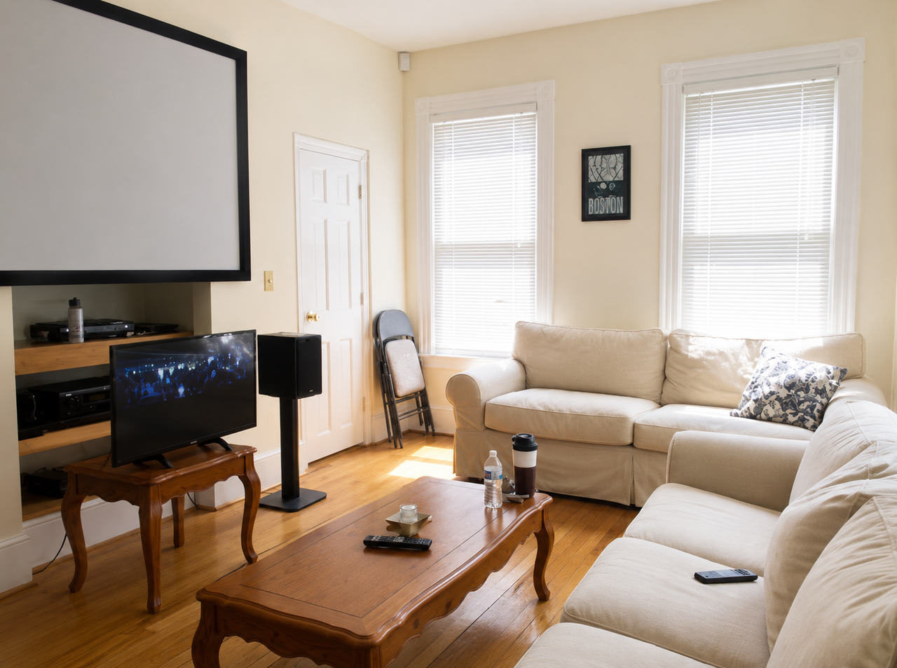 19 Rockwell St #1 - Photo 5 of 10
