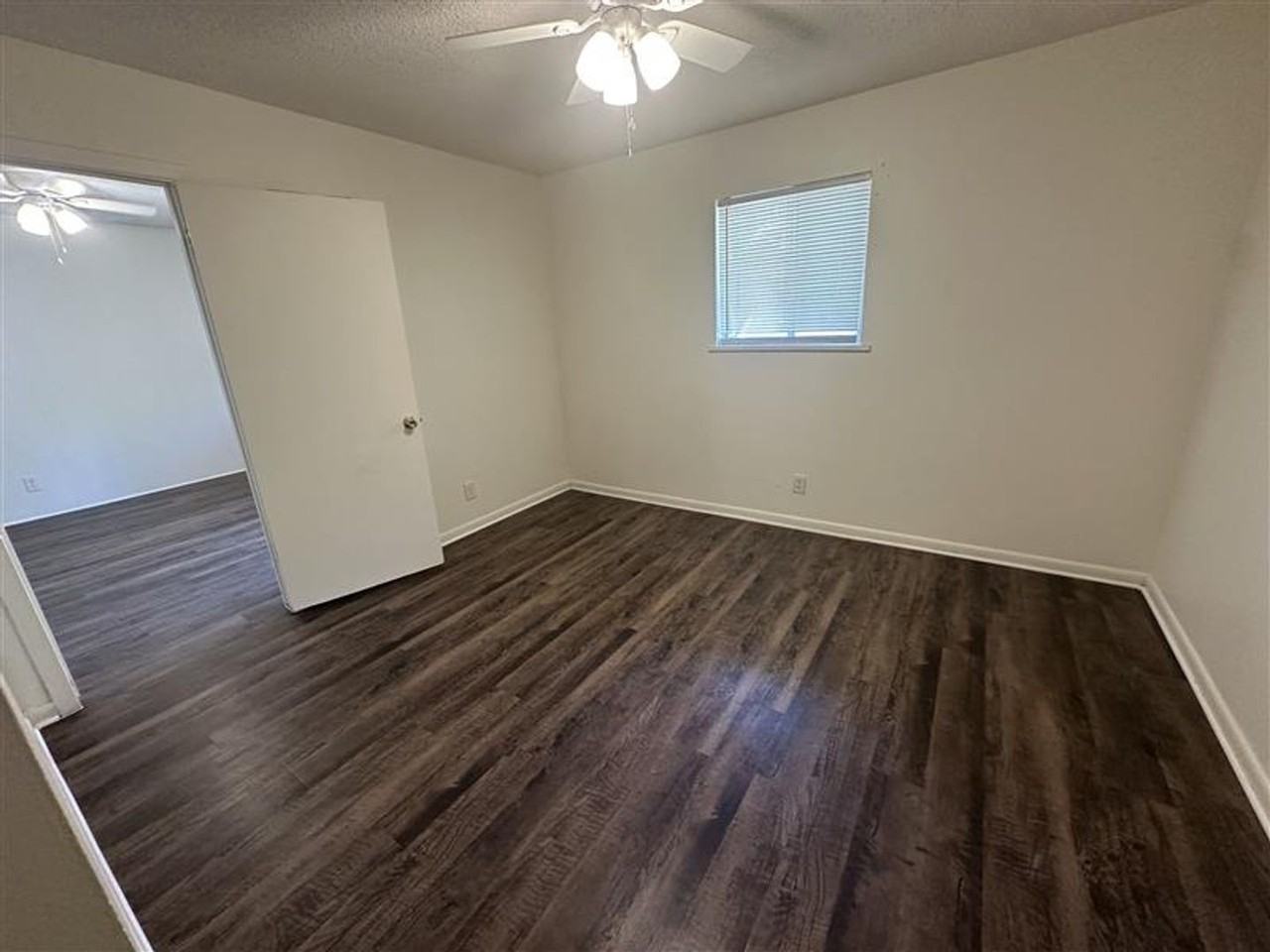 Parkview Apartments - Photo 7 of 31