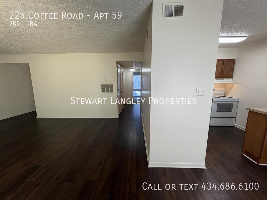 Huntingwood Apartments - Photo 4 of 50