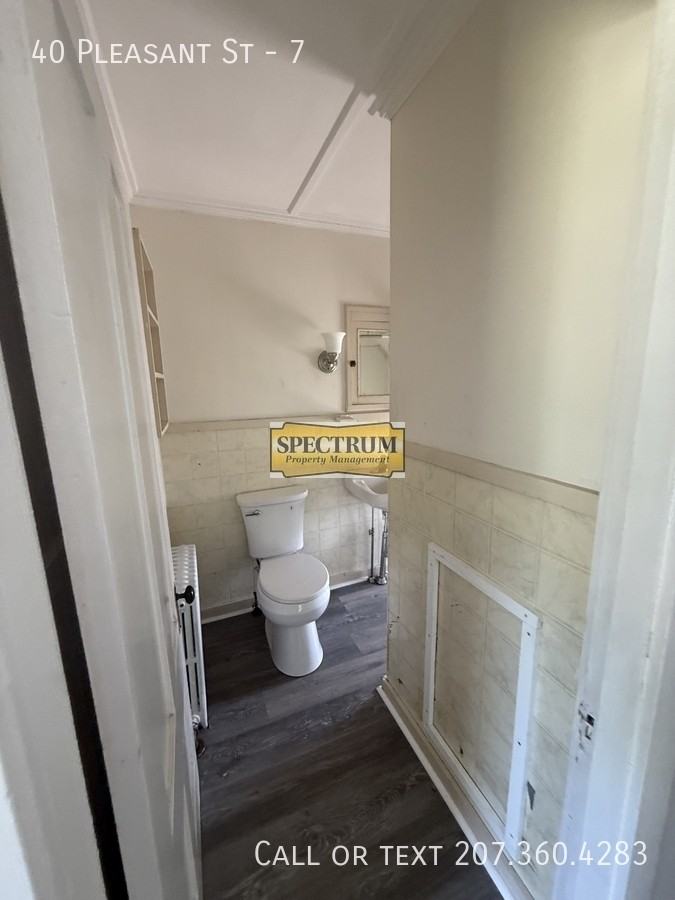 40 Pleasant St - Photo 6 of 7