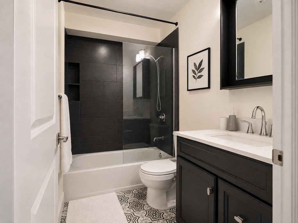 110 South St #2 - Photo 5 of 7