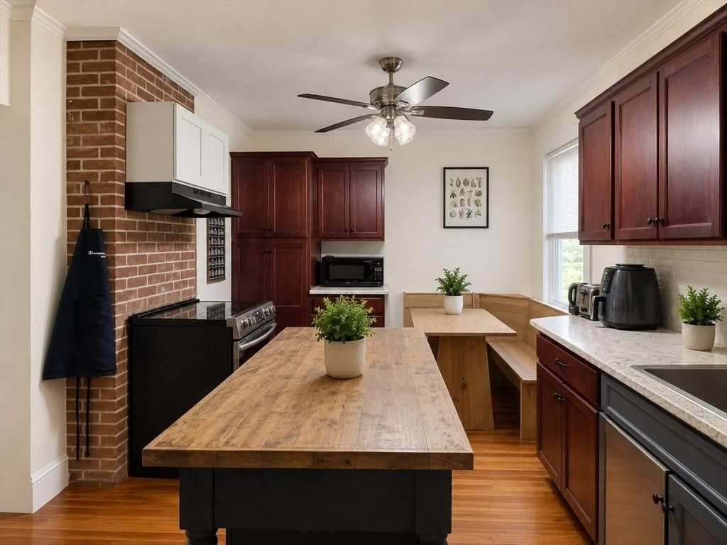 8 Glenside Ave #1 - Photo 4 of 13