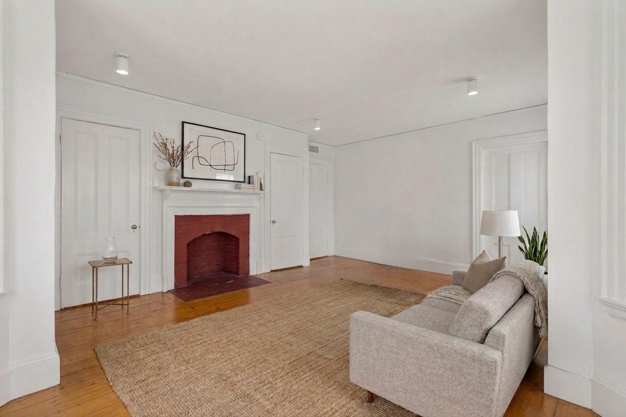 191 Davis Ave - Photo 7 of 20