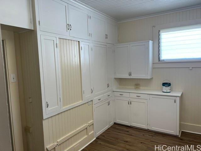 3232 Brokaw St - Photo 4 of 15