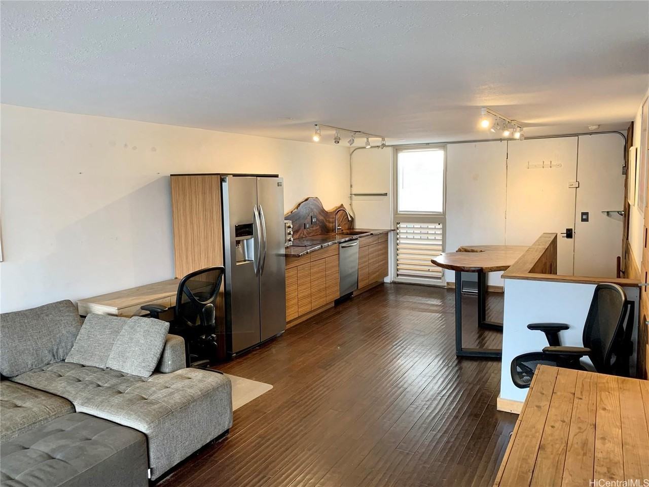 68-90 Au St #509 - Photo 4 of 24
