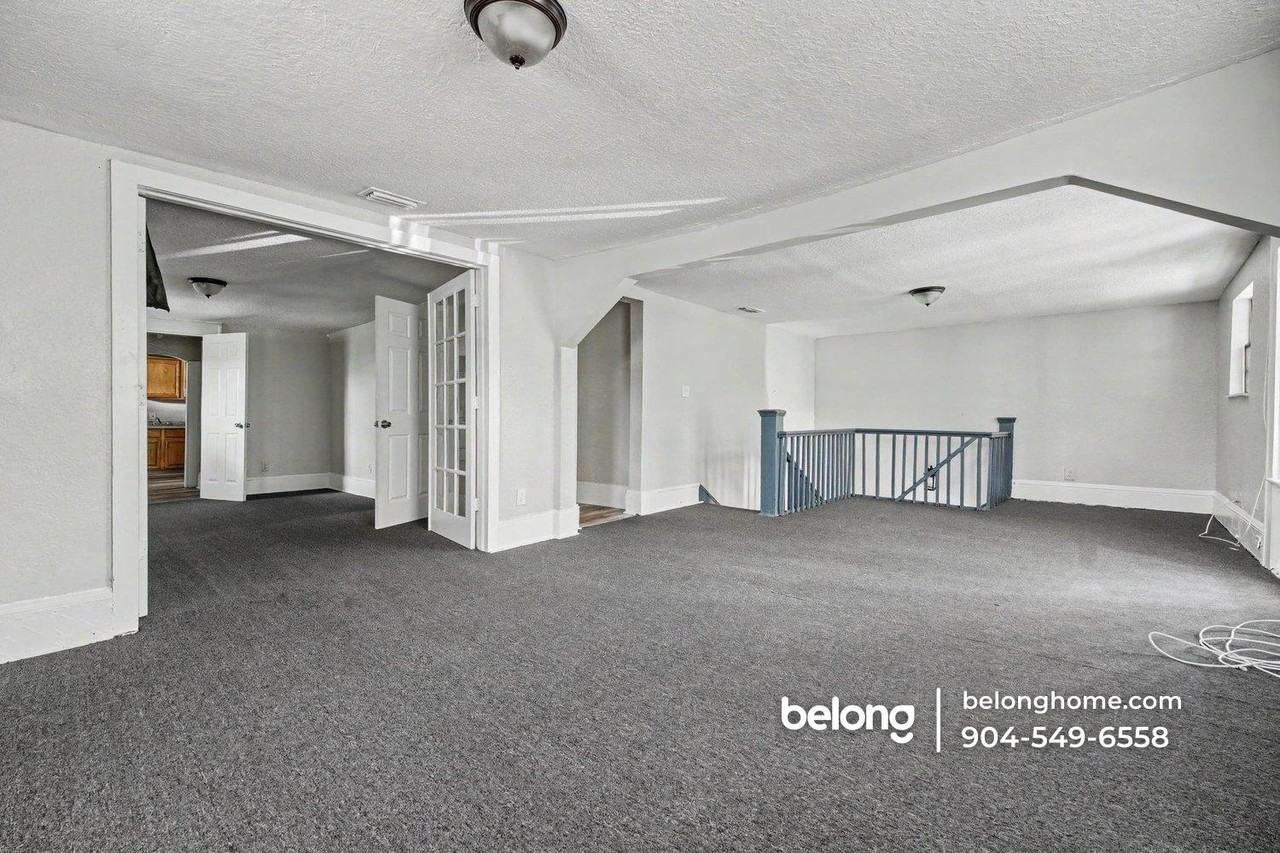 1131 Grothe St #3 - Photo 2 of 16