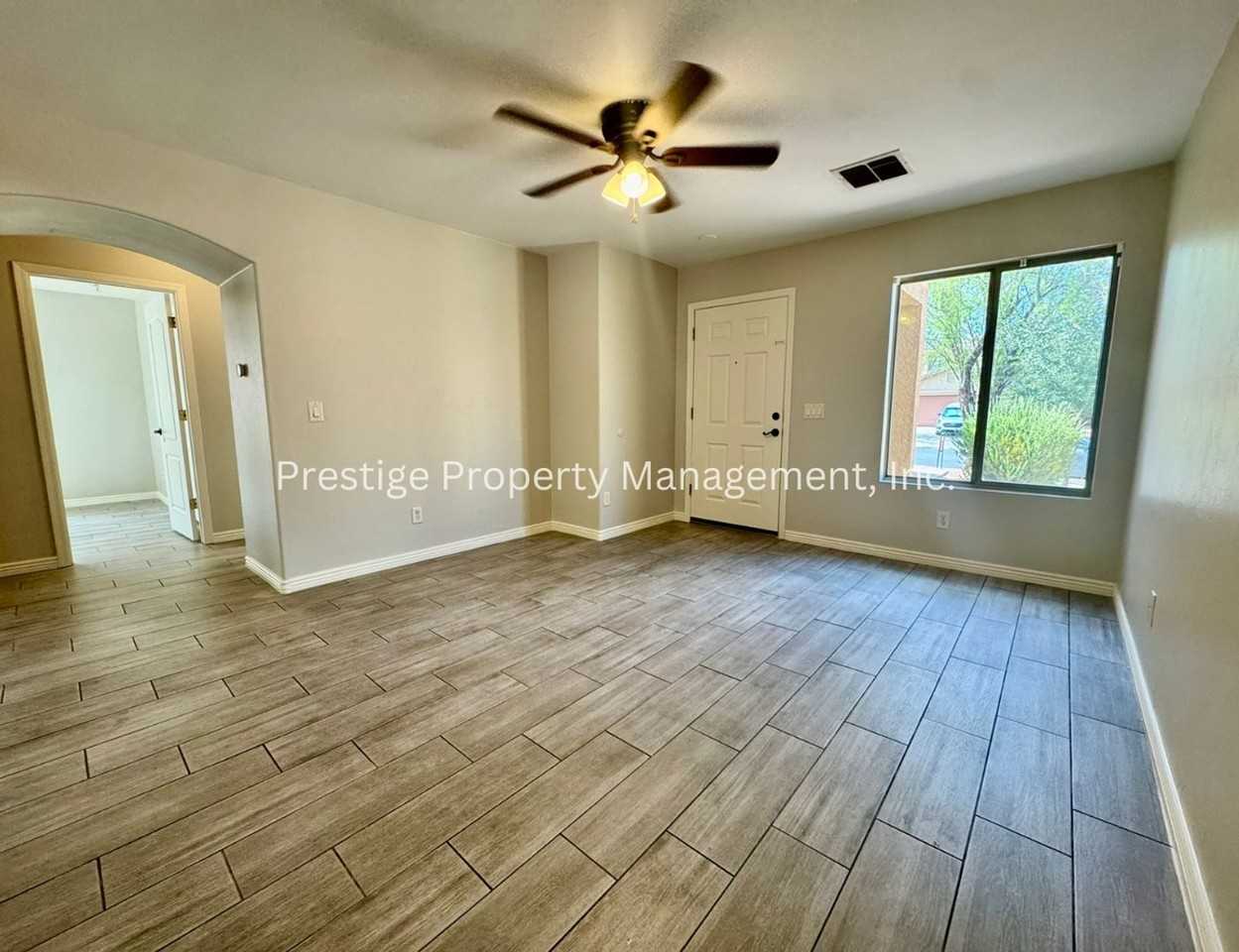 703 W Cholla Crest Dr - Photo 5 of 34