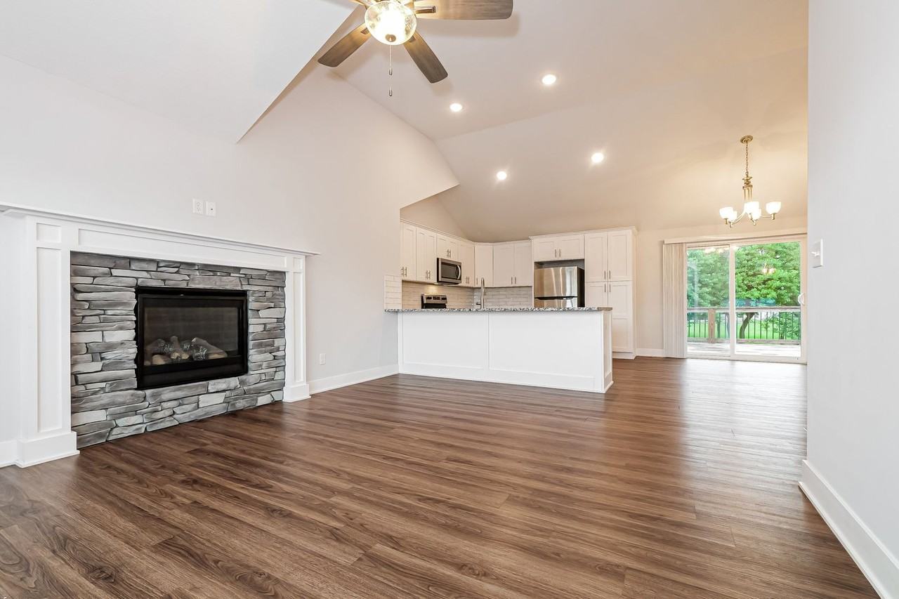 2091 Rock Bridge Pkwy - Photo 7 of 34