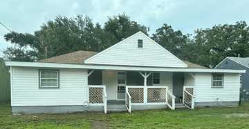 featured image of 3742/3748 Ogg Ave