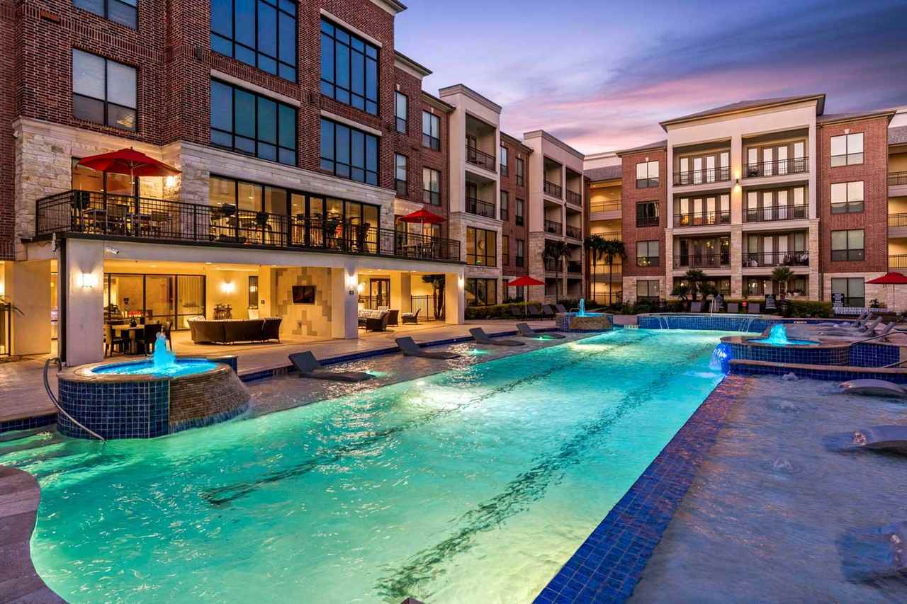 Telfair Lofts - Photo 3 of 50