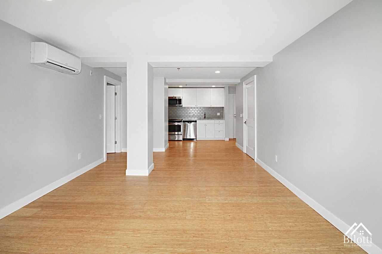 101 Hillside Ave East Side of Providence - Photo 4 of 19