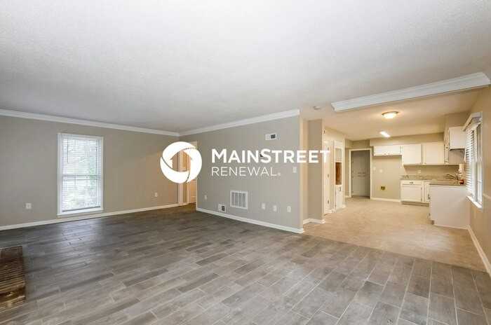 3053 Heathcroft Ct - Photo 3 of 18